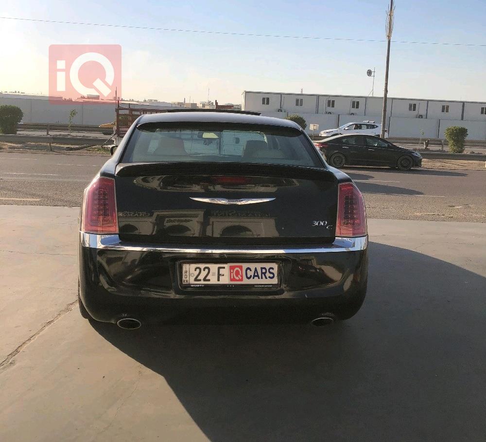 كرايسلر 300